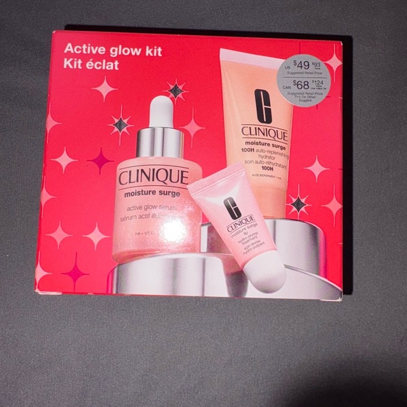 Clinique Active Glow Moisture Surge Skincare Set- valued at $93 NEW - Picture 8 of 8